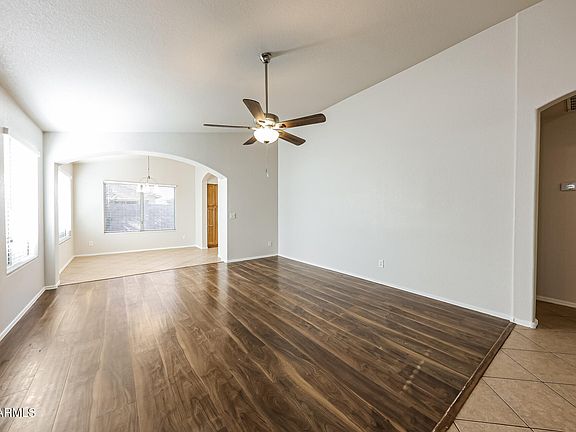 3rd image of 4015 W ROSE GARDEN Lane