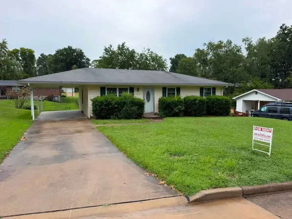 2542 Masters Dr, Cape Girardeau, MO 63701