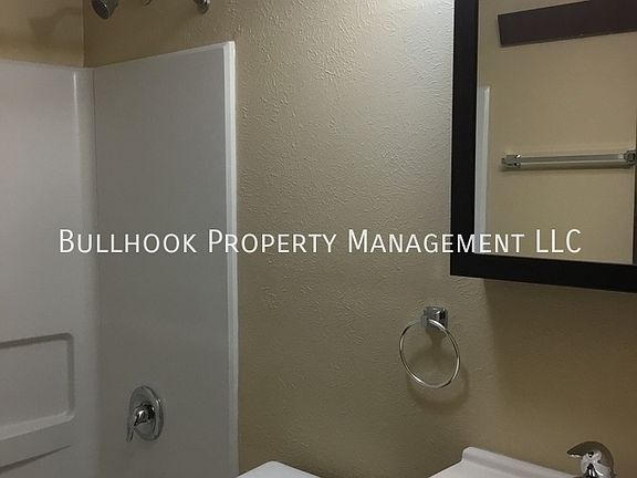 4th image of 905 4th Ave #4