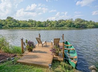 2744 Fox Grove Dr, Waterford, WI