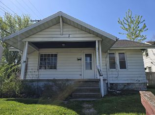 830 E Eckman St, South Bend, IN 46614