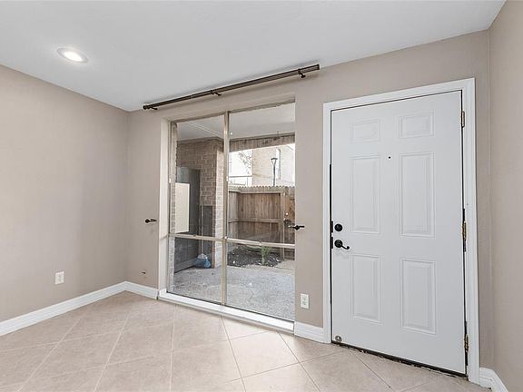5th image of 4641 Wild Indigo St APT 423