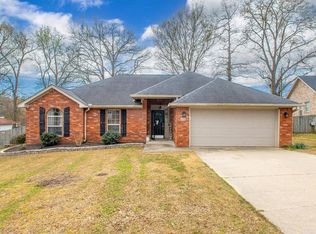 1014 Spring Creek Cv, Benton, AR 72015