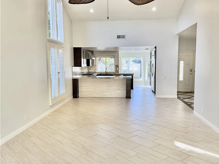 43 Beachcomber Dr — Photo 6