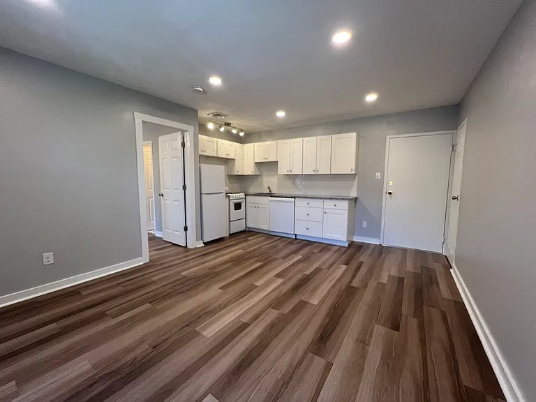 Shadyside Apartments — Photo 85