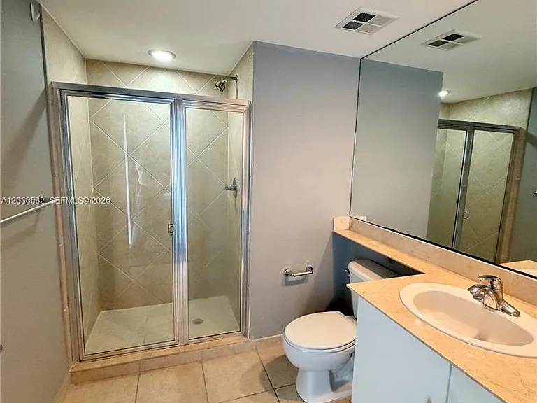 335 Biscayne Blvd #4200 — Photo 20