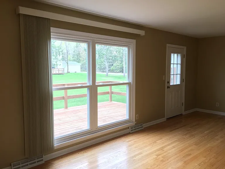 305 Kelly Cir — Photo 7