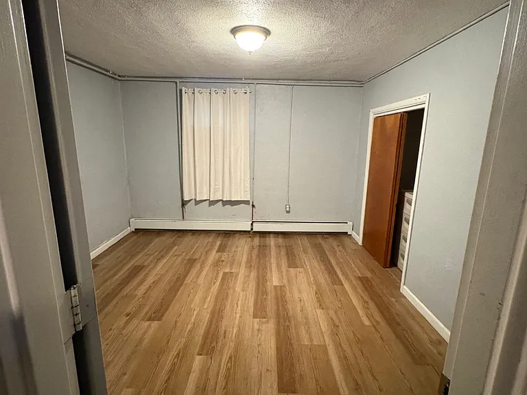 4636 Jay St — Photo 4