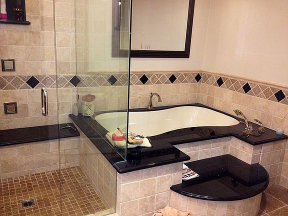 Master Bathroom Jacuzzi Tub