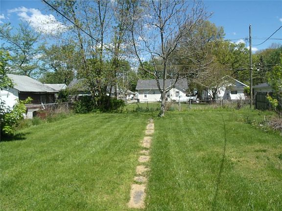 2nd image of 1517 S Biltmore Ave
