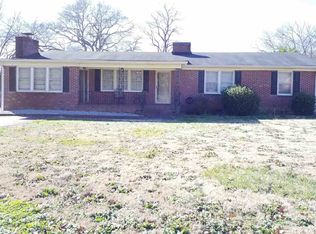 1531 W Parker Rd, Greenville, SC 29617