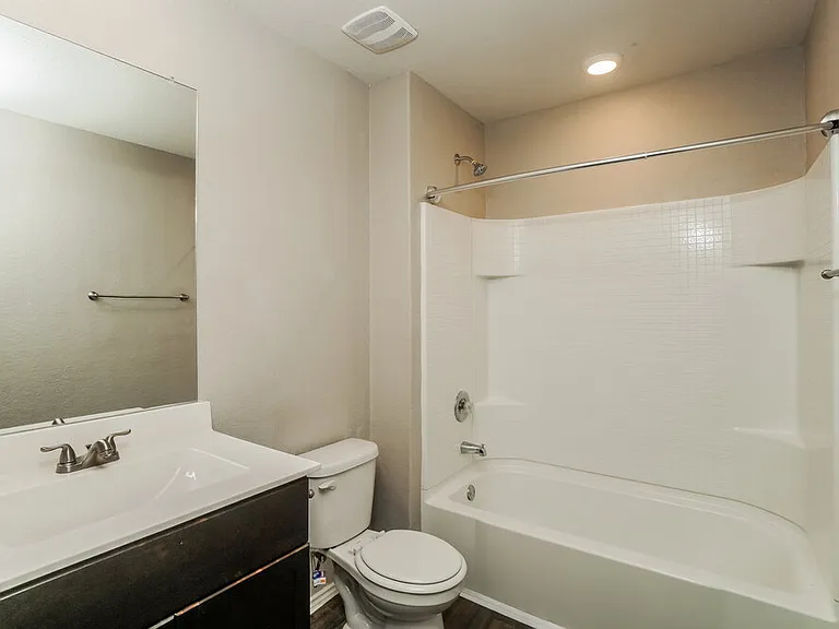 775 Monarch Dr — Photo 15