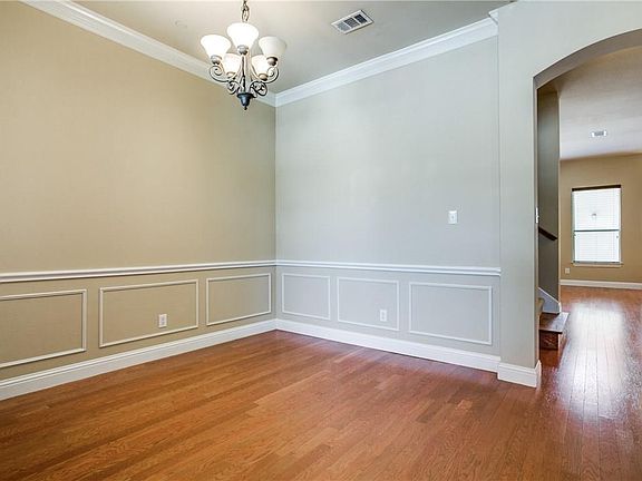 3rd image of 8613 Empire Blvd
