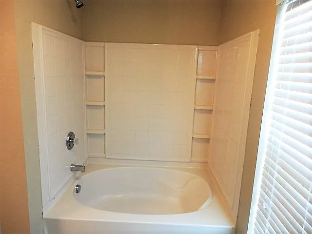 13898 Meadow Lake Dr — Photo 10