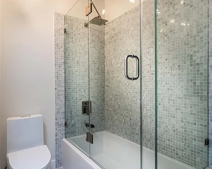 7912 Willow Glen Rd — Photo 15