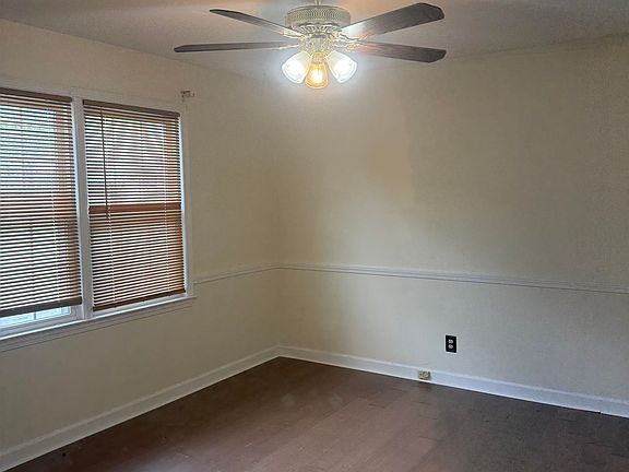 4th image of 115 Cotswold Ave