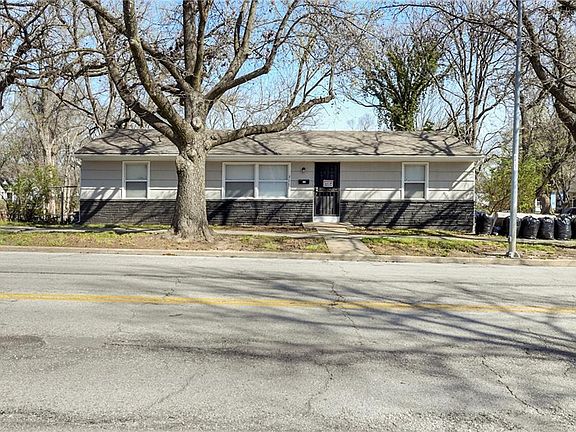 3rd image of 3116 E Gregory Blvd