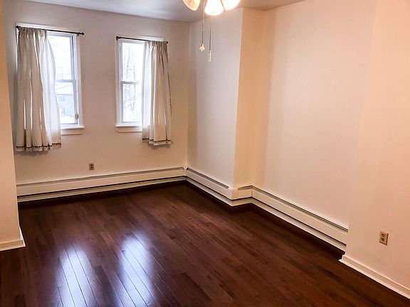 2nd image of 326A Madison St #1