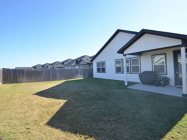 21830 Redwood Bluff Trl — Photo 22