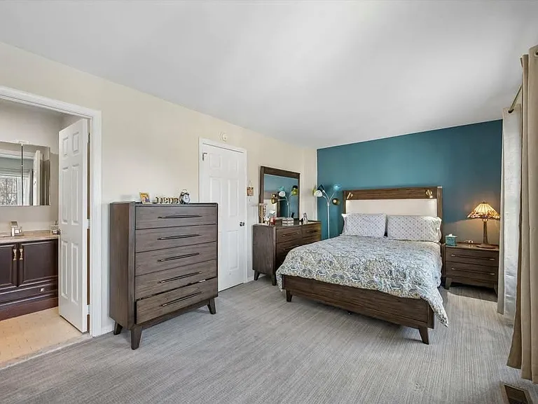 39 Cabot Ct — Photo 11