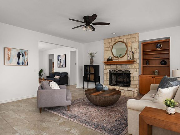 4th image of 11008 W Cave Blvd