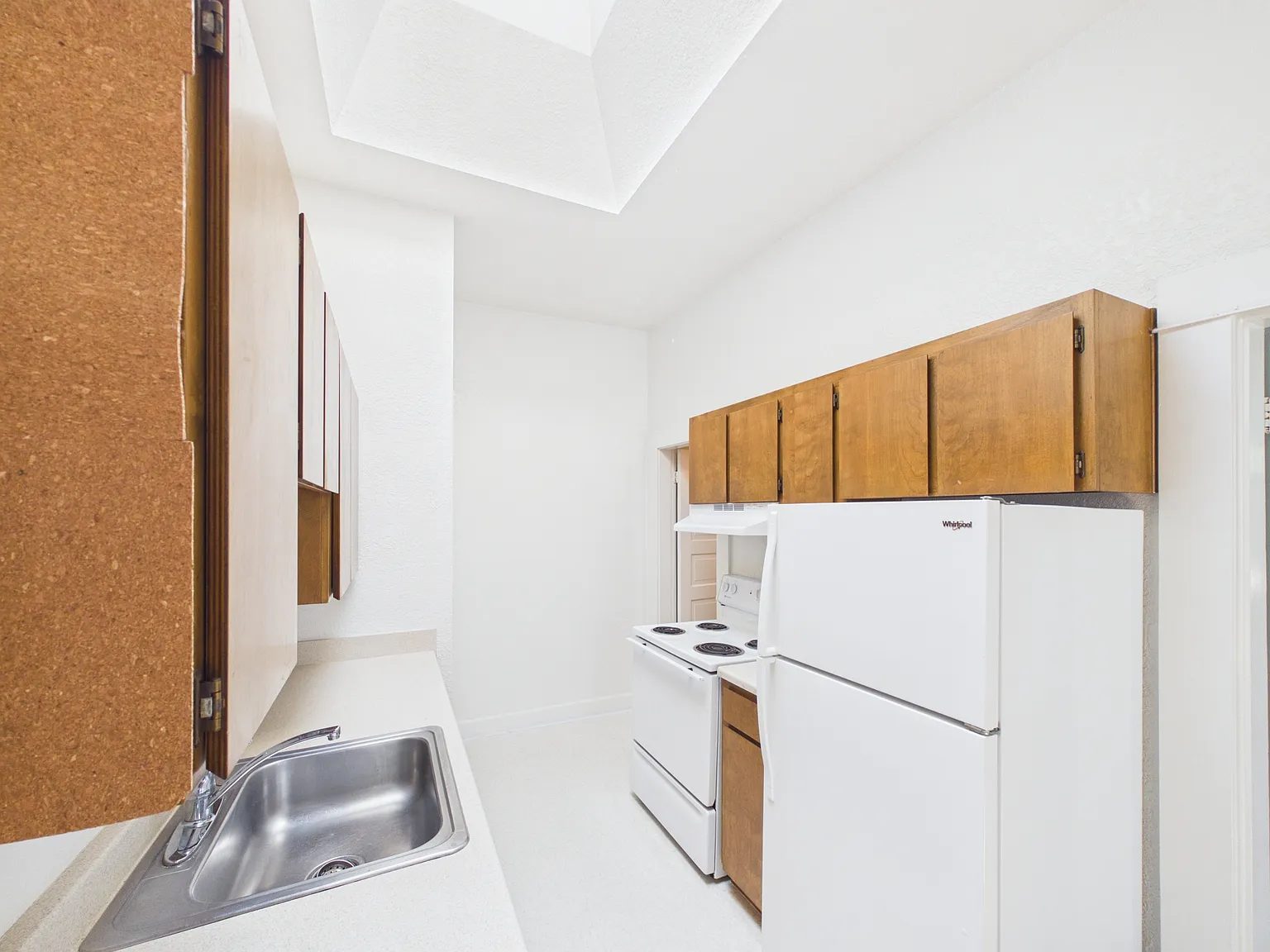 1 bed, 669 sqft, $1,365 — Photo 4
