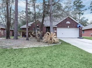 11 Gold Leaf Pl, Conroe, TX 77384