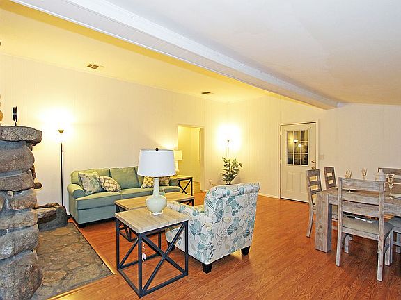 2nd image of 10123 Haines Canyon Ave
