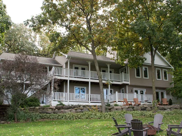 5525 Portage Rd, Madison, WI 53704