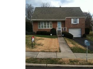 203 W 39th St, Reading, PA 19606