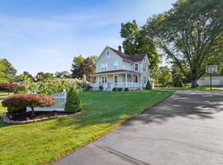 438 Millbrook Rd, Middletown, CT 06457