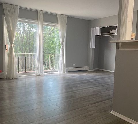 5th image of 447 Cavalier Ct APT 3-7