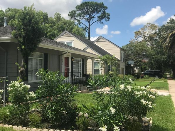3803 Rice Blvd