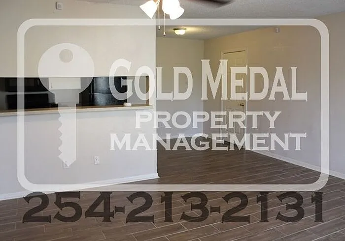 503 Longhorn Cir — Photo 2