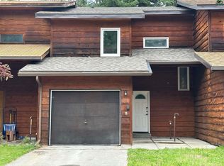 571 E 8th Ave, North Pole, AK 99705