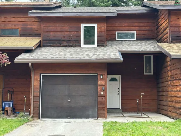 571 E 8th Ave, North Pole, AK 99705