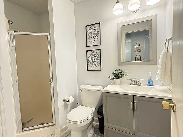 4910 Pleasant St #16 — Photo 13