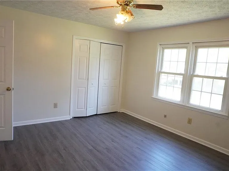 2421 Fieldstone Dr SE — Photo 24