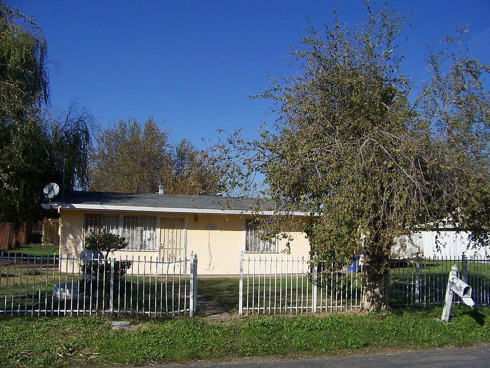 1st image of 2109 E 13th St