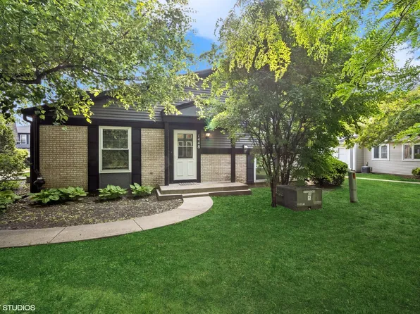 1448 Inverrary Ln, Deerfield, IL 60015