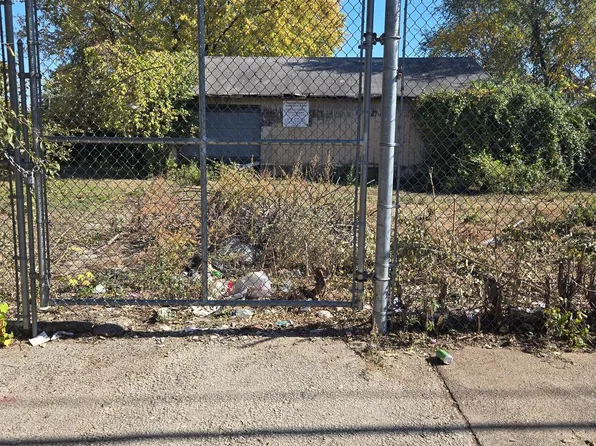 6105-6111 E Wister St, Philadelphia, PA 19138