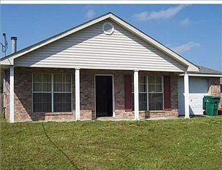1st image of 709 Camellia Ave