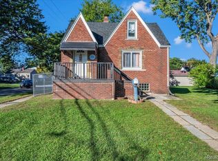 6286 Glenis St, Taylor, MI 48180