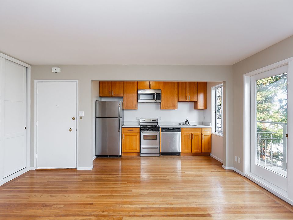 1st image of 242 Cumberland St #306