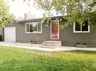 3800 E Geneva Dr, Ammon, ID 83406