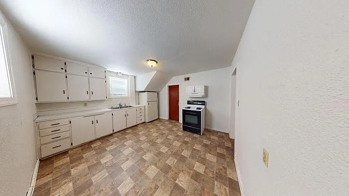 214 N 16th St #B — Photo 1