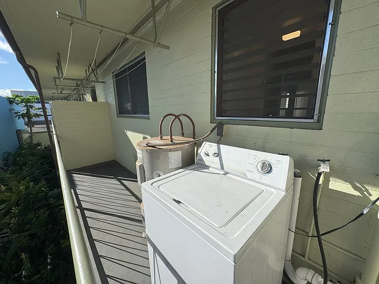 1116 Isenberg St — Photo 29