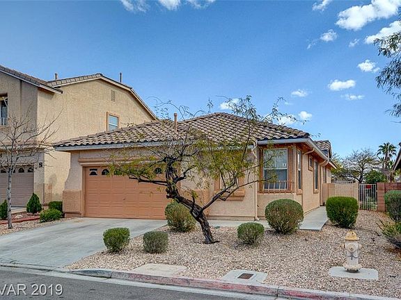 2nd image of 2608 Spruce Creek Dr
