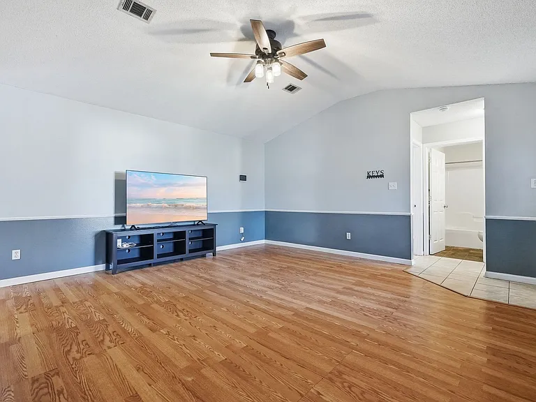 955 Pacific Silver Ct — Photo 5