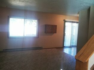 2921 Schabacker Ct APT 3, Menomonie, WI 54751